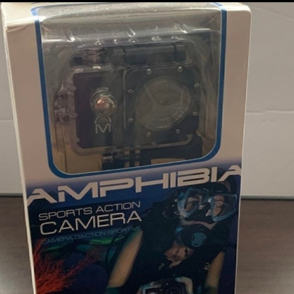 Amphibia Waterproof CameraWaterproof up to 30 M - Picture 4 of 6